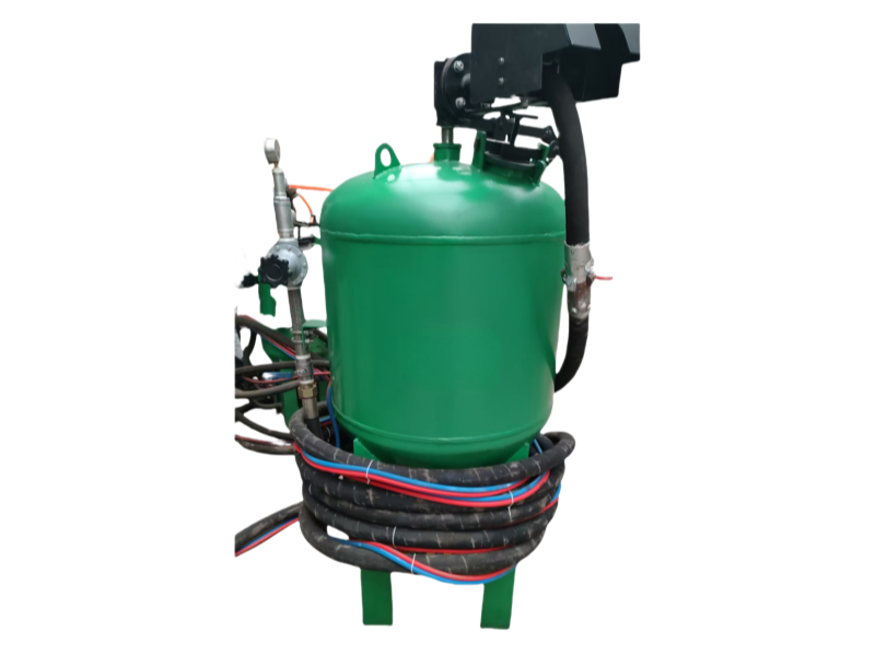 Dustless Sandblasting Equipment