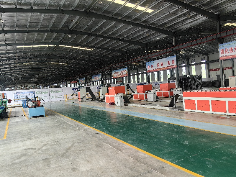 Highway Guardrail Roll Forming Machine