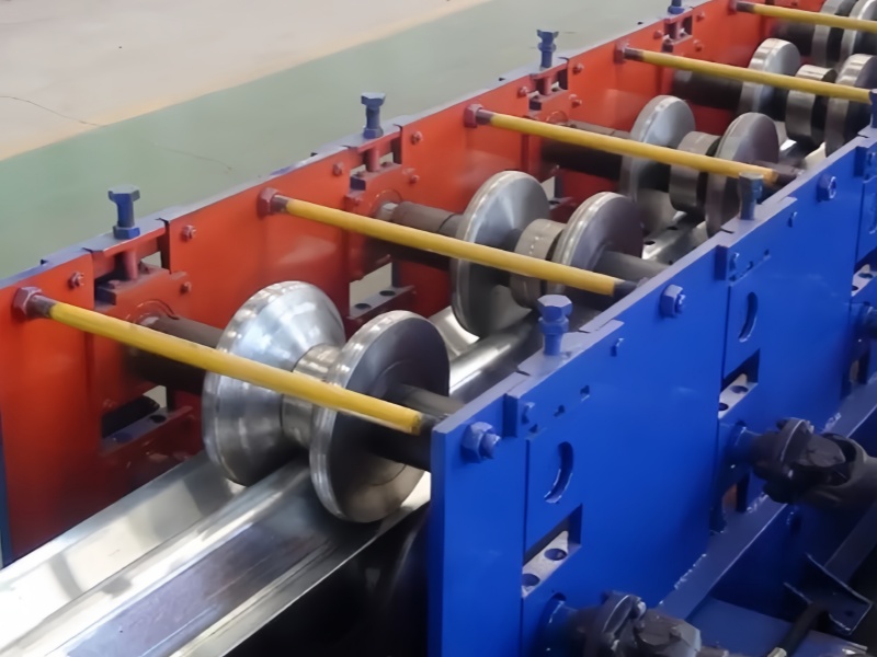 Highway Guardrail Roll Forming Machine